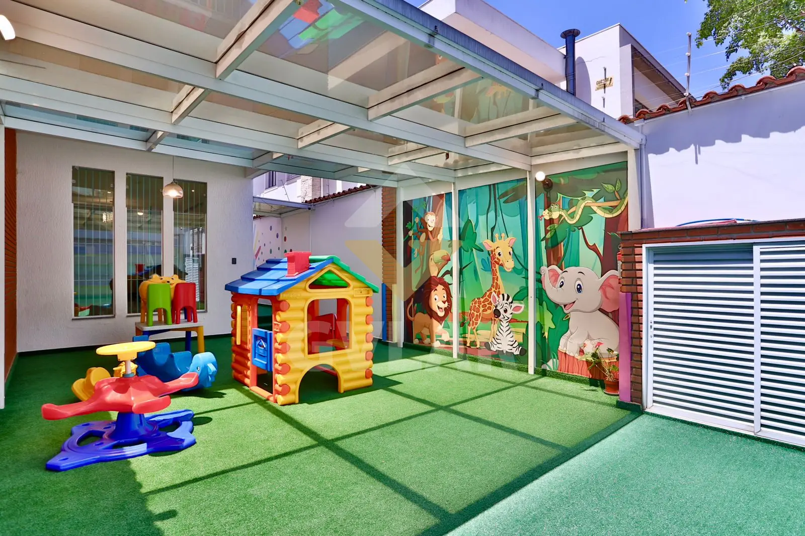 SOBRADO NA MOOCA - ÓTIMA LOCALIZAÇÃO - VENDA E LOCAÇÃO